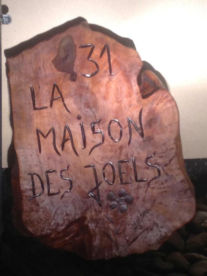 La Maison Des Joel'S Schorbach Luaran gambar