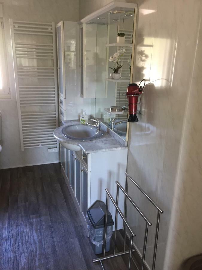 La Maison Des Joel'S Schorbach Luaran gambar
